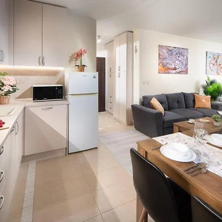 Free Parkingon Premises & Enjoy * 소피아